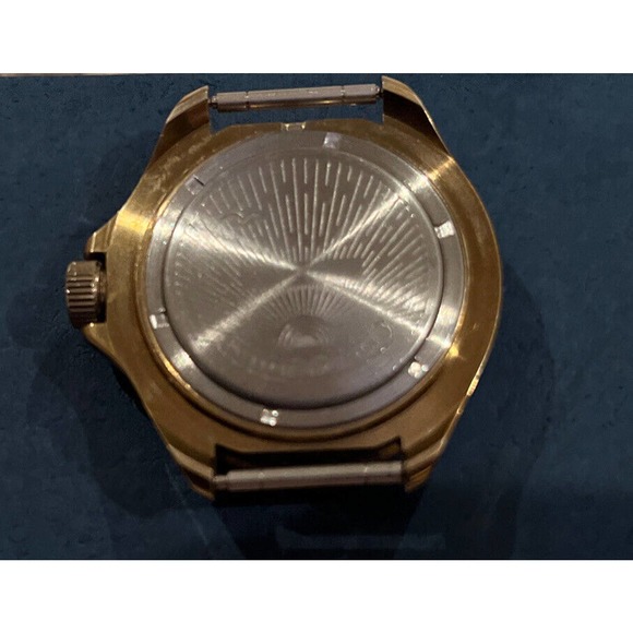 USSR GOLD SOVIET VOSTOK KOMANDIRSKIE TANK RED STAR MILITARY WATCH Great Cond - Picture 3 of 6